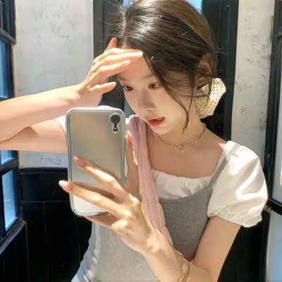咸湿经纪封面